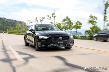 新车｜除了安全还有啥？试驾新款沃尔沃S60 T8 极夜黑限量版  -图4