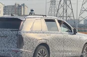 新车 | 三排6座布局/电动大型SUV 凯迪拉克VISTIQ国内最新测试车曝光  -图2